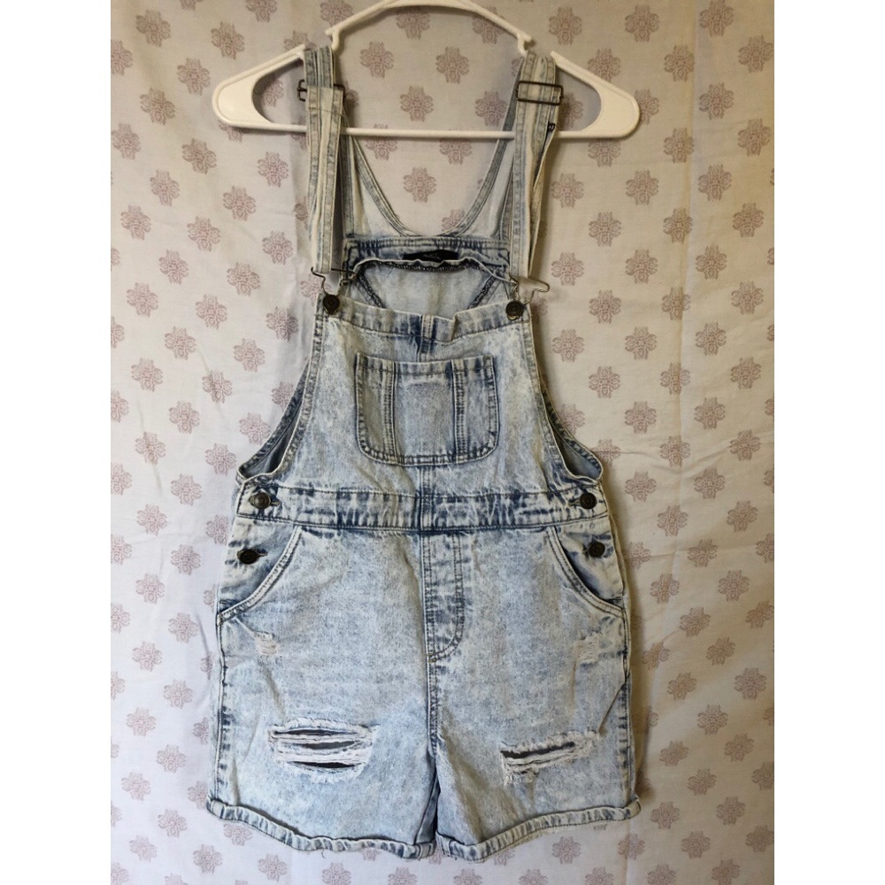 Forever 21 denim overall shorts